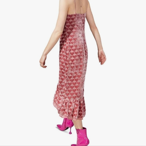 💥Betsey Johnson velvet heart midi dress - Picture 2 of 15
